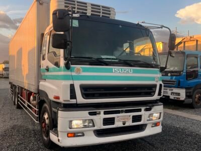 ISUZU GIGA 6WF1 ENGINE 10w -30 FREEZER VAN