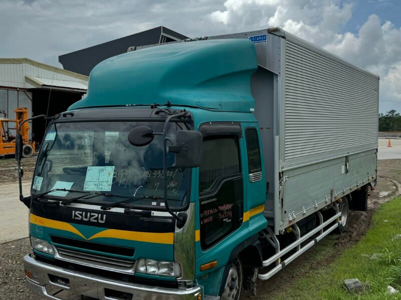 ISUZU FROWARD 6W WINGVAN 6HK1 ENGINE